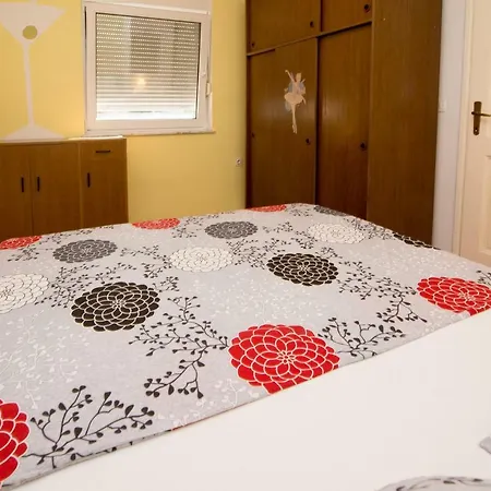 Biograd Seaside Apartman